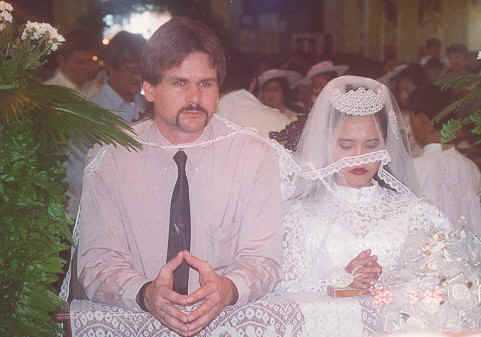 wedding.jpg (15610 bytes)