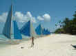 beach.jpg (19738 bytes)