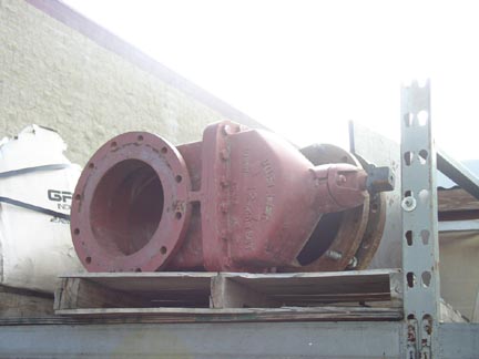 LARGE GATE VALVE
